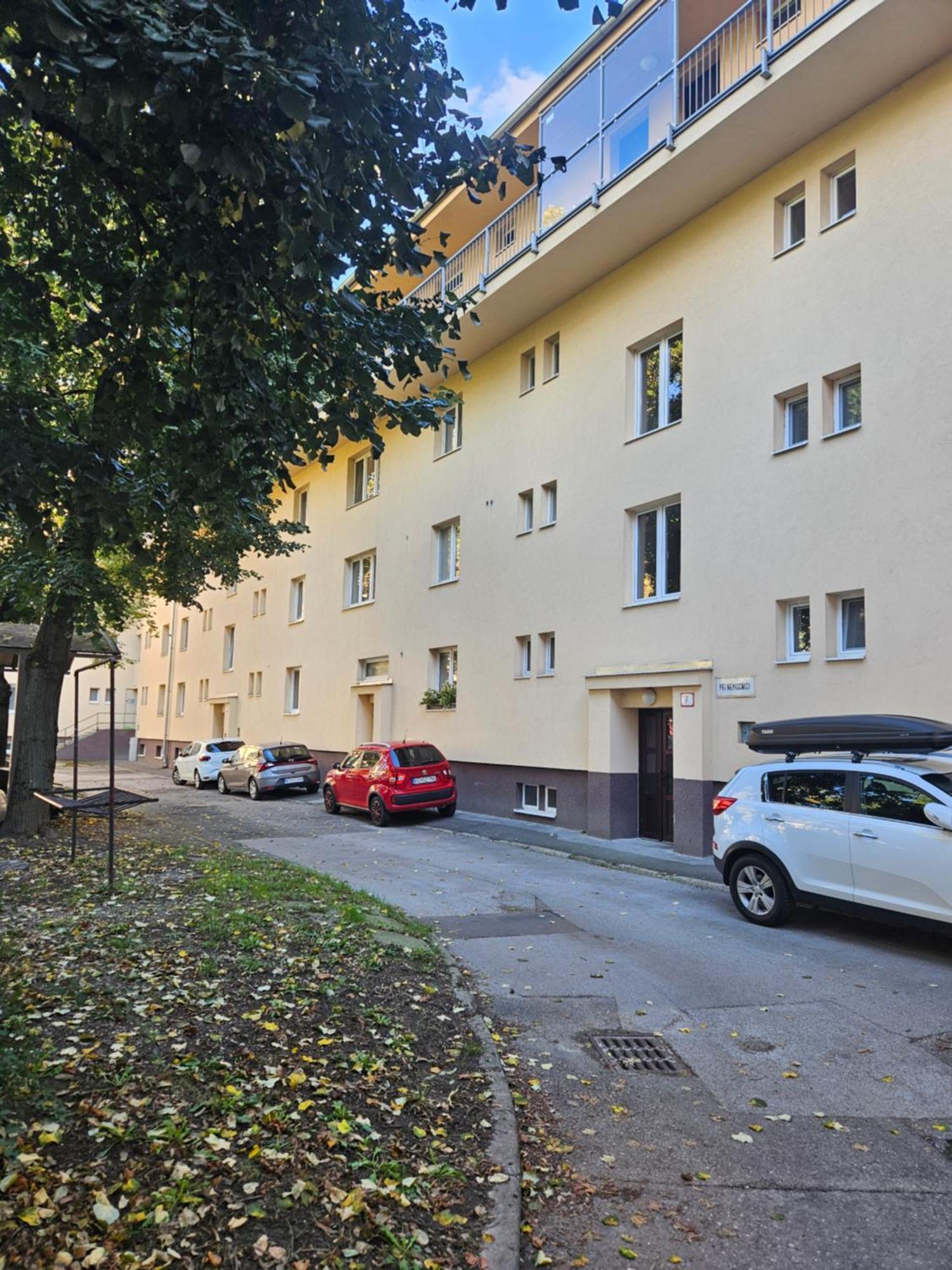 Luxusny Apartman Pri Nemocnici Košice Esterno foto